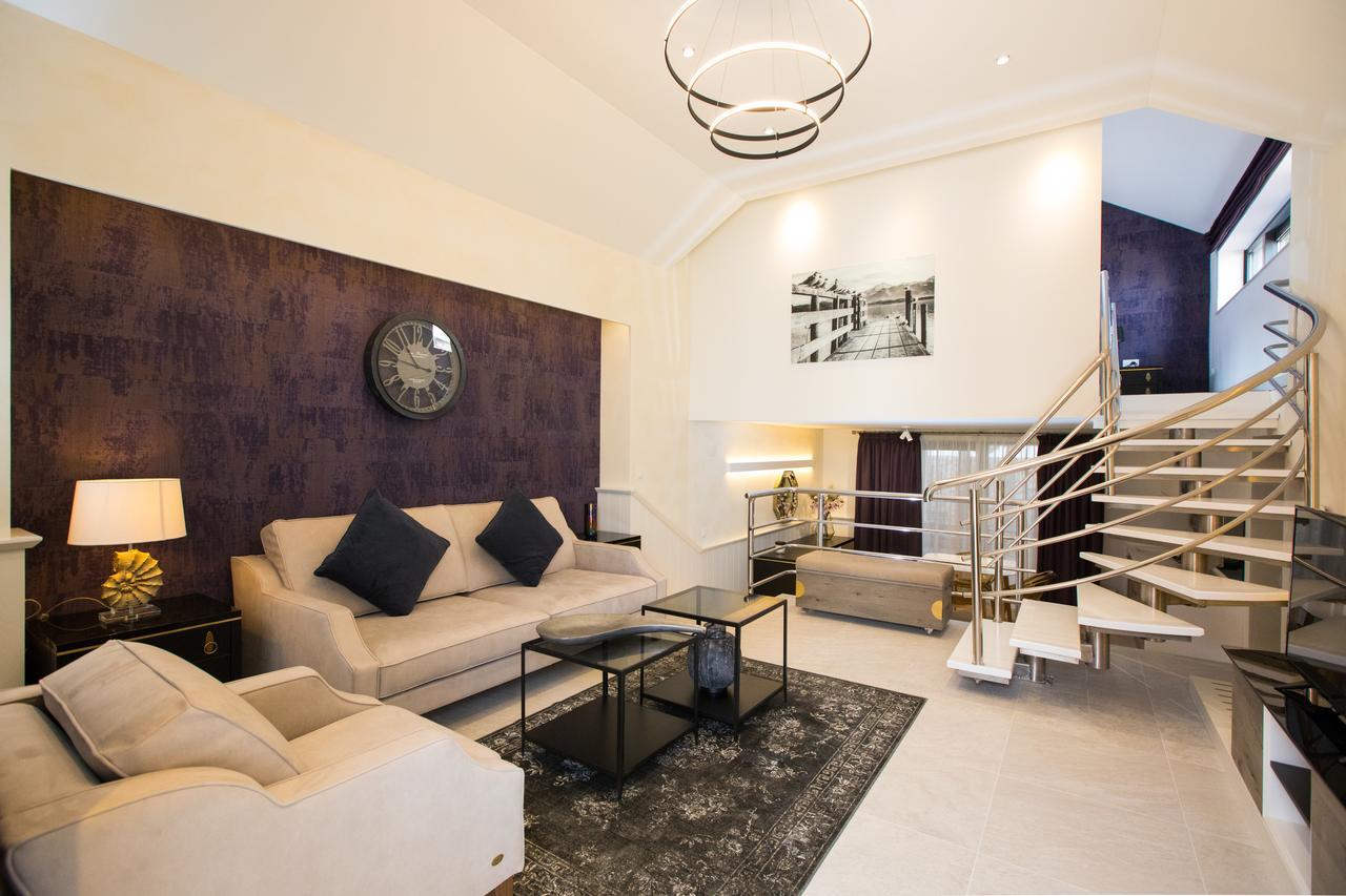 Villa Diamond Mlini Luaran gambar