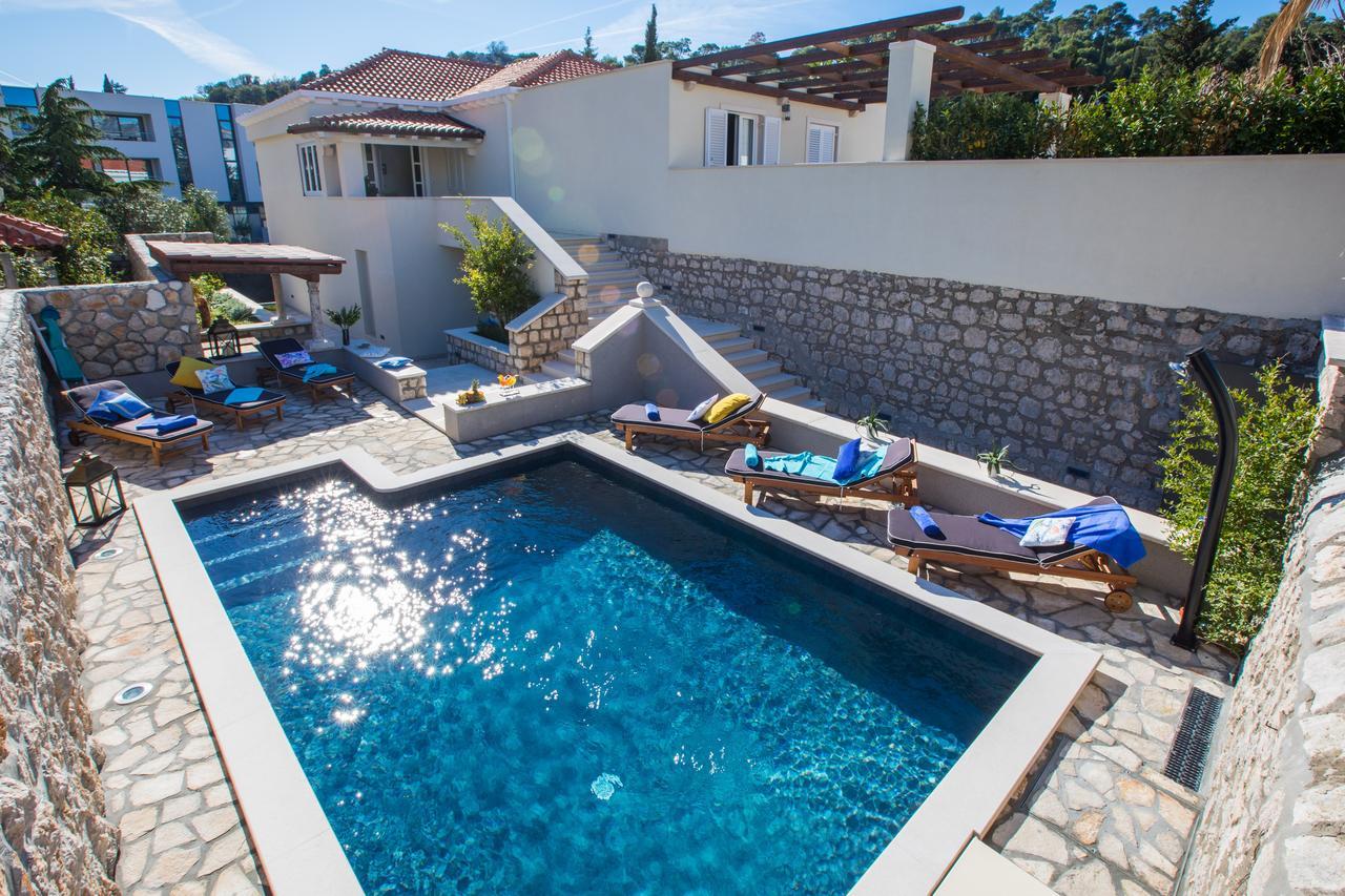 Villa Diamond Mlini Luaran gambar