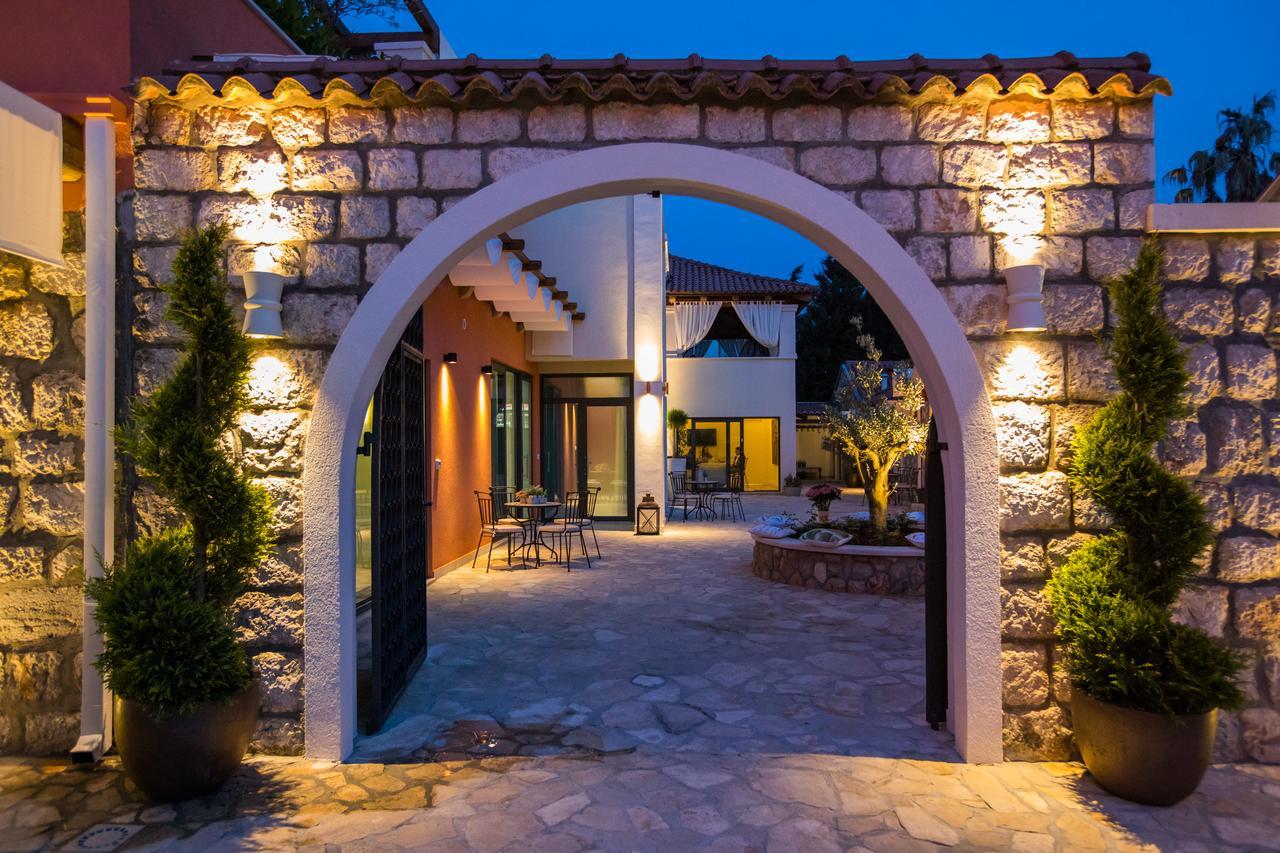 Villa Diamond Mlini Luaran gambar